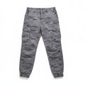 Poolman Cargo Jogger in Anthrazit mit dezentem Camouflage-Muster, Cargotaschen und elastischen Bündchen am Saum