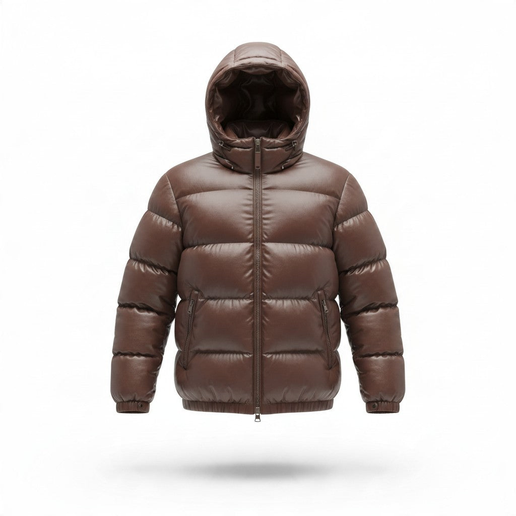 Poolman Glanz-Steppjacke in Dunkelbraun mit Kapuze, breiten Steppkammern und Reißverschlusstaschen aus Nylon.