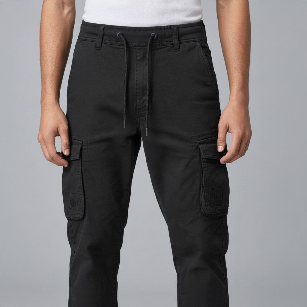 Poolman schwarzer Cargo Jogger aus Baumwoll-Stretch mit elastischem Kordelzugbund und seitlichen Cargotaschen
